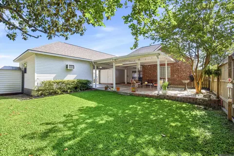 Exterior - 28025 Foxfire Ave, Walker, LA 70785 photo 3 of 6