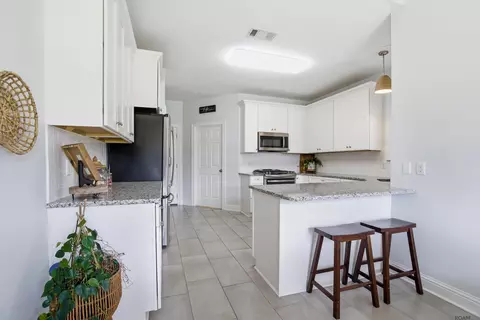 Kitchen - 28025 Foxfire Ave, Walker, LA 70785 photo 1 of 4