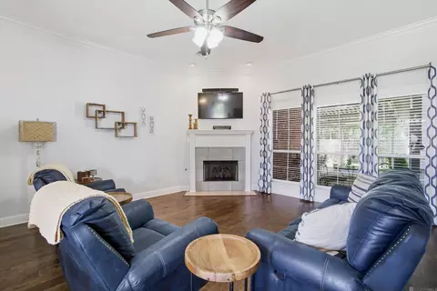 Living - 28025 Foxfire Ave, Walker, LA 70785 photo 1 of 1