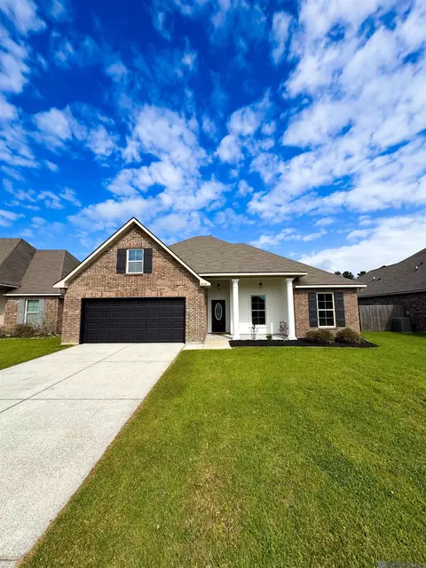 23189 Mango Dr, Denham Springs, LA 70726