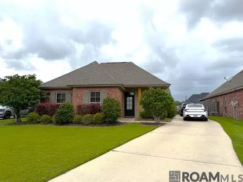 120 Dicharry Ct, Thibodaux, LA 70301