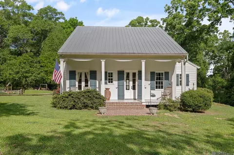 5722 Highland Rd, Saint Francisville, LA 70775