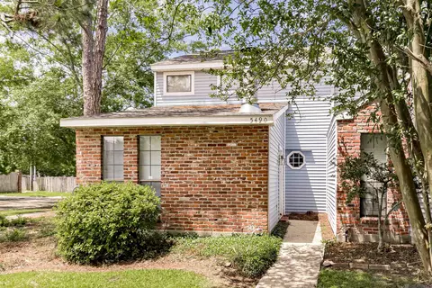 5490 Sleepy Hollow Dr, Baton Rouge, LA 70817