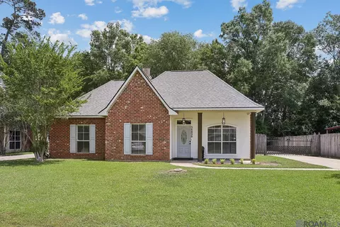 34898 St Regis Ct, Denham Springs, LA 70706
