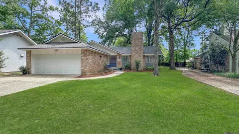 16590 La Louisiane Ct, Baton Rouge, LA 70817