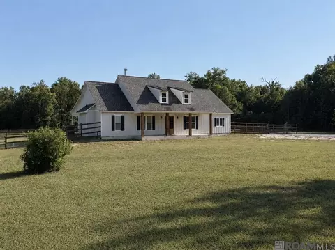 15370 Milldale Rd, Zachary, LA 70791
