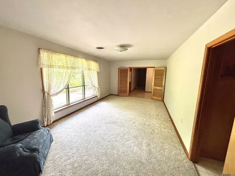 Living - 12814 Ventress Rd, Ventress, LA 70783 photo 1 of 2