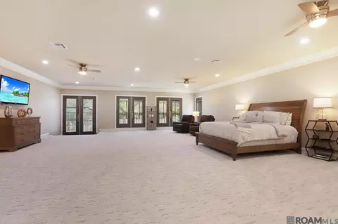 Bedroom - 21647 Waterfront East Dr, Maurepas, LA 70449 photo 5 of 5