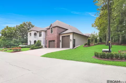 Exterior - 21647 Waterfront East Dr, Maurepas, LA 70449 photo 3 of 18