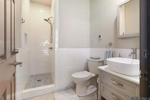 Bath - 21647 Waterfront East Dr, Maurepas, LA 70449 photo 9 of 9