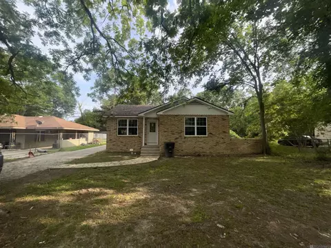 5520 Linden St, Baton Rouge, LA 70805