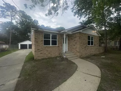 5520 Linden St, Baton Rouge, LA 70805