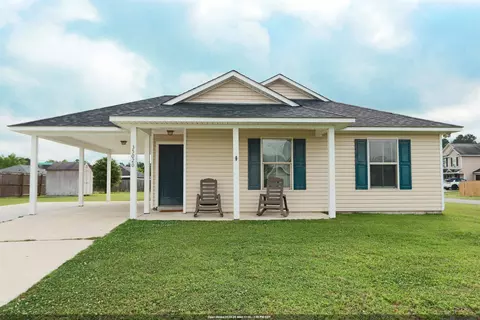35020 Rayville Dr, Denham Springs, LA 70706