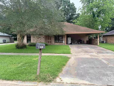 1911 Dabney Dr, Baton Rouge, LA 70816