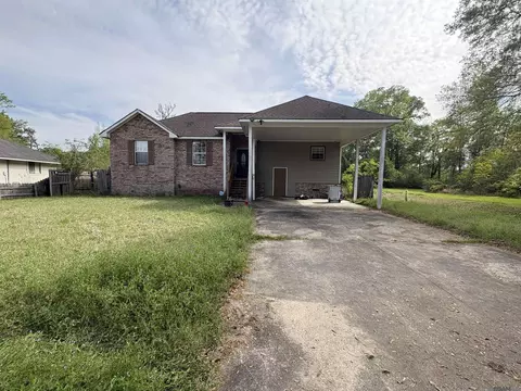 4410 Greenwood Ln, Baker, LA 70714