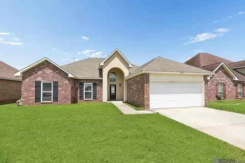 23879 Southpoint Dr, Denham Springs, LA 70726