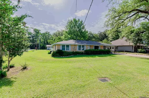 930 N Janice Ave, Gonzales, LA 70737