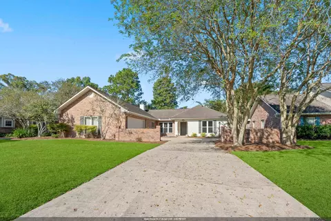 6020 Belle Grove Dr, Baton Rouge, LA 70820