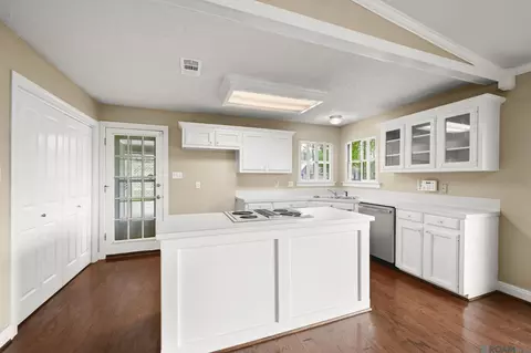 18410 Lakefield Ave, Baton Rouge, LA 70817