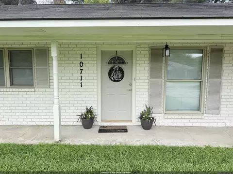 10711 Carmel Dr, Baton Rouge, LA 70818