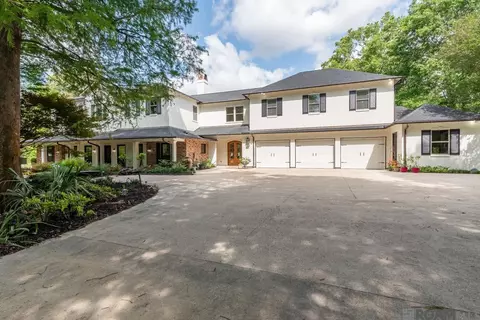 13147 Deerpath Way, Baton Rouge, LA 70816