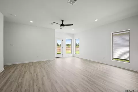 901 Ryan Ave, Baker, LA 70714 photo 6