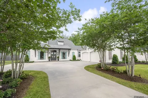 7027 Fleur De Lis, Zachary, LA 70791