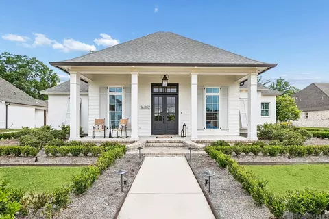 36382 Westin Ridge Dr, Geismar, LA 70734