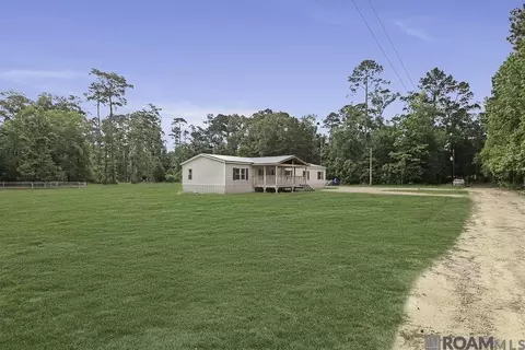 30288 Pine Alley Rd, Springfield, LA 70462 photo 3