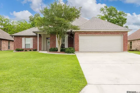 14450 Essen Terrace Dr, Gonzales, LA 70737