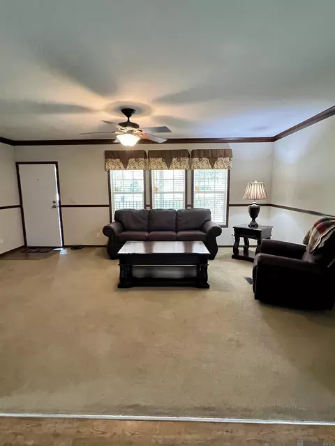 1273 Hermitage Dr, Jackson, LA 70748 photo 3