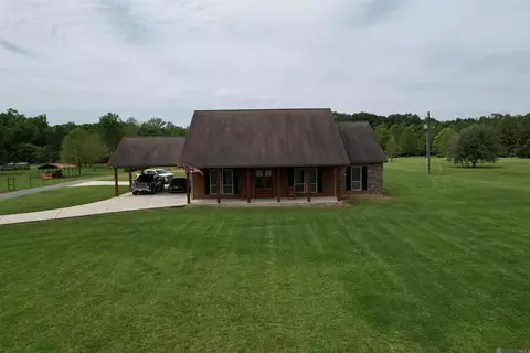 312 Lemon B Rd, Slaughter, LA 70777