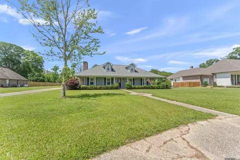 7021 Bryce Canyon Dr, Greenwell Springs, LA 70739
