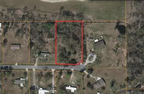 360 Wildflower Ln, Lake Charles, LA 70611