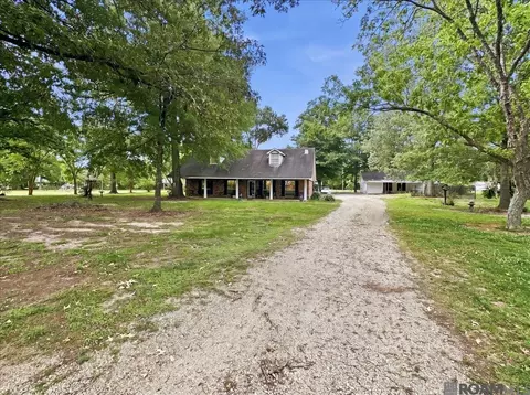 10000 Spur Rd, Denham Springs, LA 70726