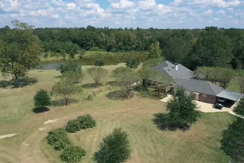 8924 Peterson Rd, Saint Francisville, LA 70775
