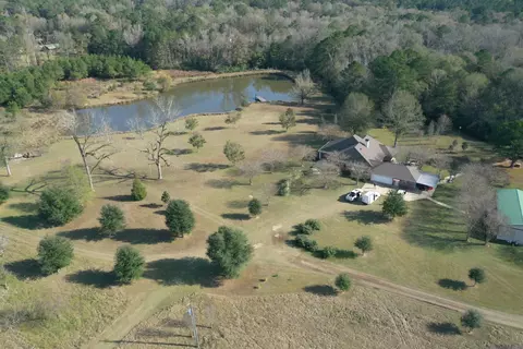 8924 Peterson Rd, Saint Francisville, LA 70775