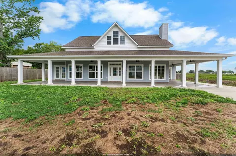 116 Michelle St, Labadieville, LA 70372