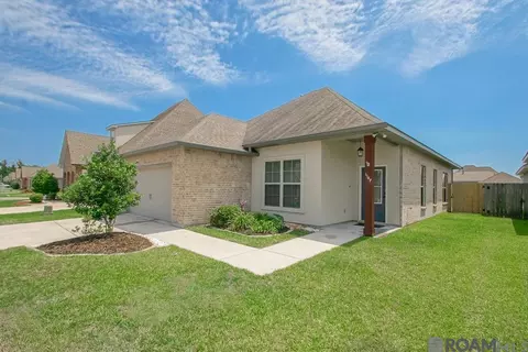 1147 Gentle Wind Dr, Baton Rouge, LA 70820