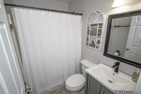Bath - 36313 Ruby Moore Rd, Denham Springs, LA 70706 photo 1 of 4