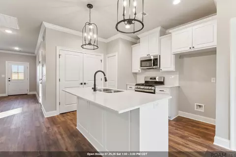 6102 Dune Terre Ave, Baton Rouge, LA 70806