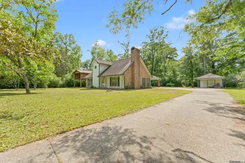 Exterior - 15035 Crystal Dr, Pride, LA 70770 photo 1 of 6