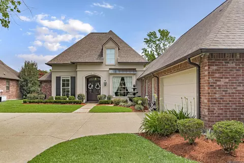 16430 Spanish Oaks Blvd, Prairieville, LA 70769