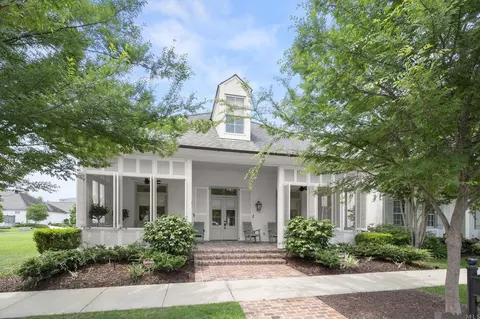 7766 Settlers Cir, Baton Rouge, LA 70810