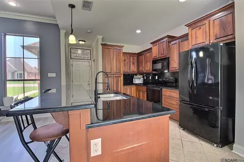Kitchen - 31025 Lake Spring Dr, Walker, LA 70785 photo 1 of 7