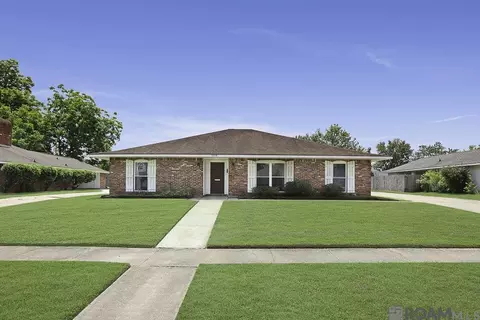 8958 Cottage Dr, Baton Rouge, LA 70806