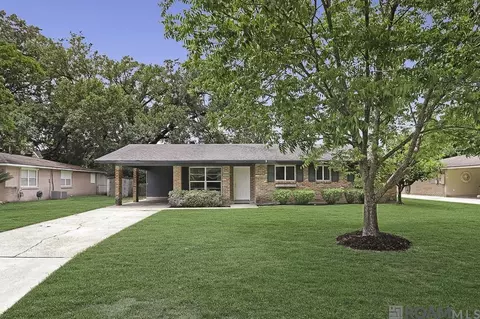 4240 Bea Dr, Baton Rouge, LA 70809
