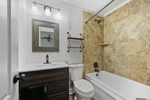Bath - 1437 Mchugh Rd, Baker, LA 70714 photo 1 of 2