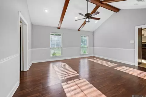 Living - 1437 Mchugh Rd, Baker, LA 70714 photo 4 of 4