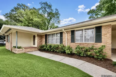 9372 Woodbine Dr, Baton Rouge, LA 70815